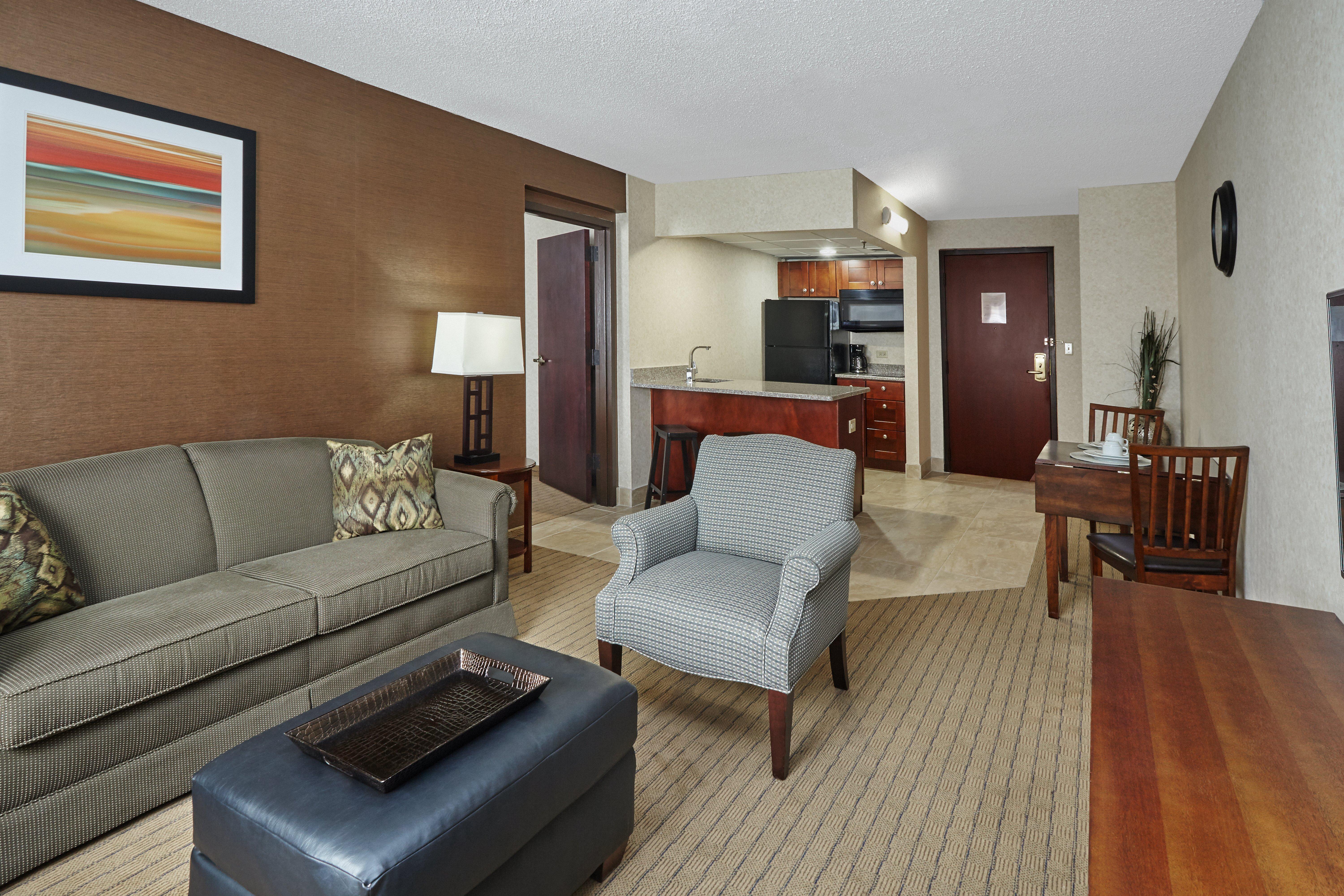 Holiday Inn & Suites Chicago-Carol Stream Wheaton By Ihg Esterno foto