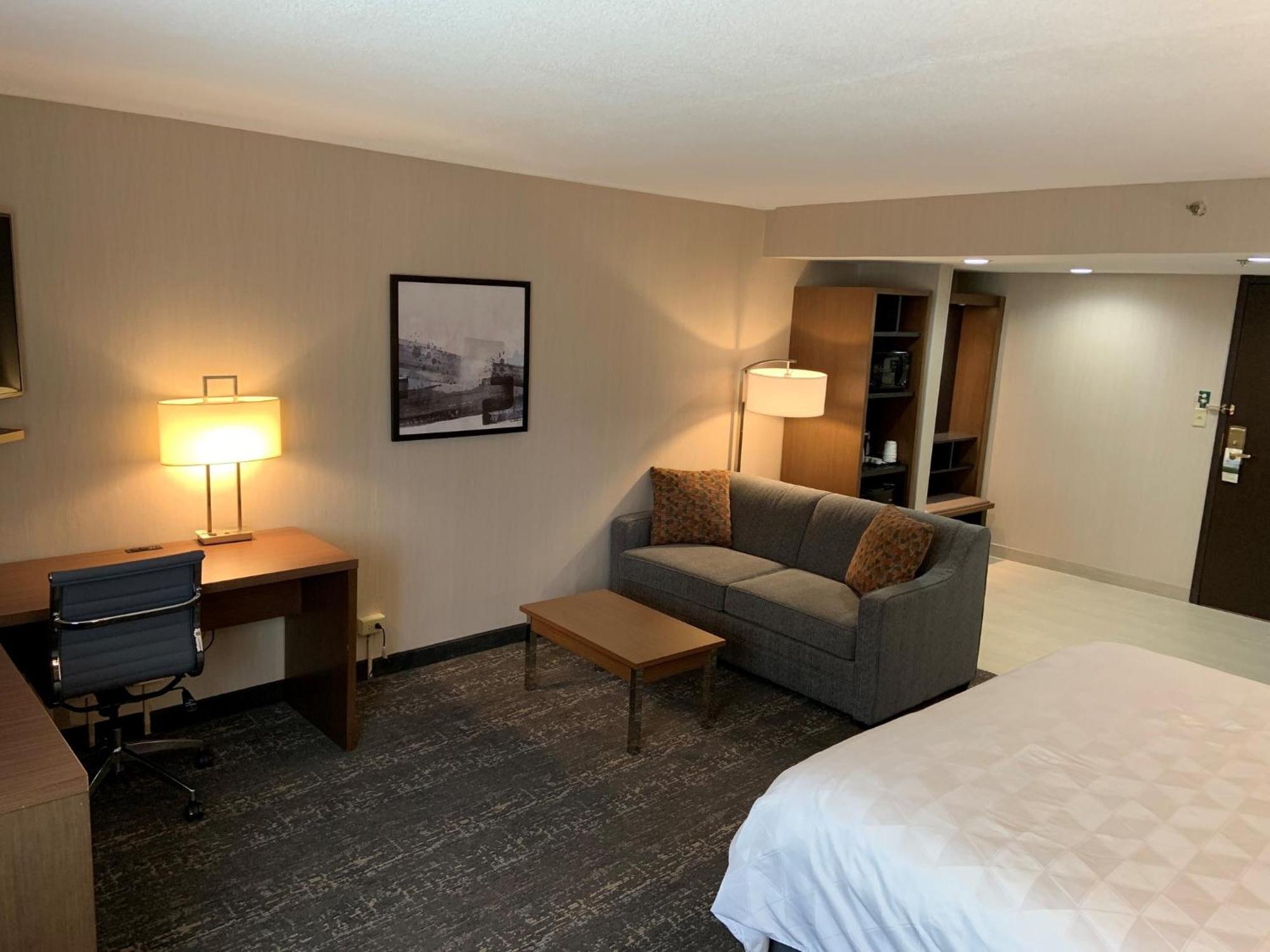Holiday Inn & Suites Chicago-Carol Stream Wheaton By Ihg Esterno foto