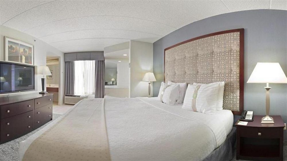 Holiday Inn & Suites Chicago-Carol Stream Wheaton By Ihg Esterno foto