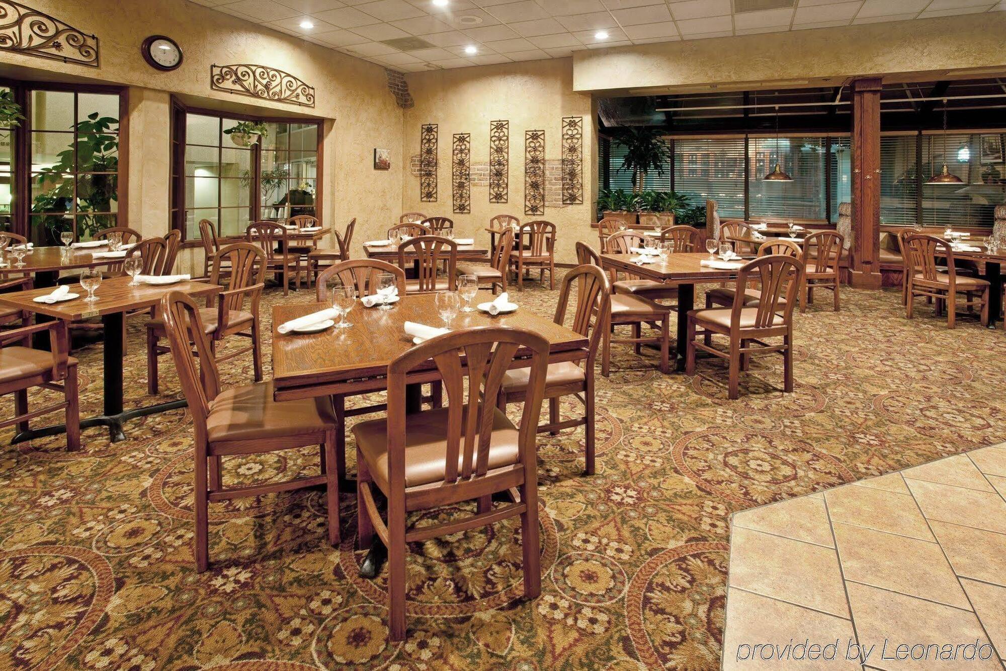 Holiday Inn & Suites Chicago-Carol Stream Wheaton By Ihg Esterno foto
